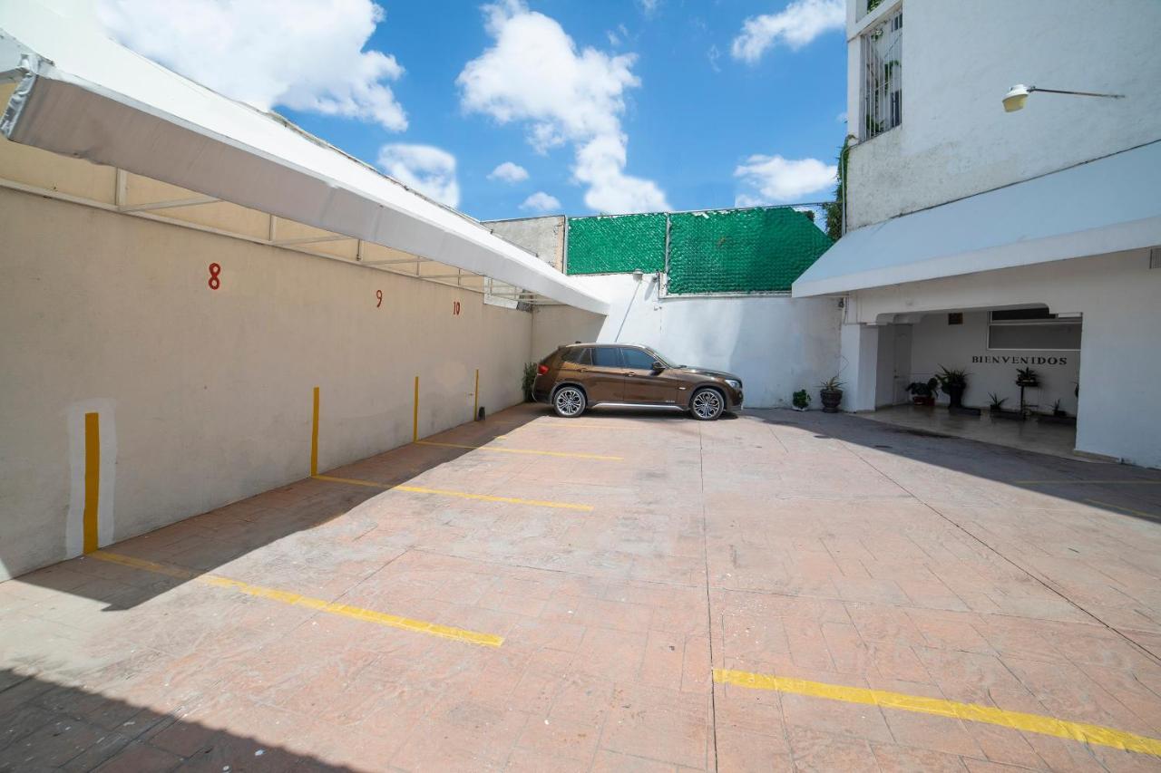 Amueblados San Isidro Hotel León Exterior foto